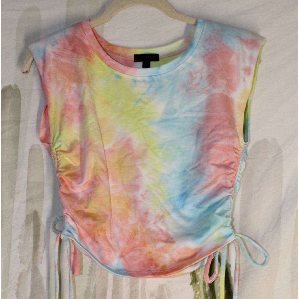 Miss Avenue Tie dye Short Sleeve Shoulder Pad Crop Top 🌵Small